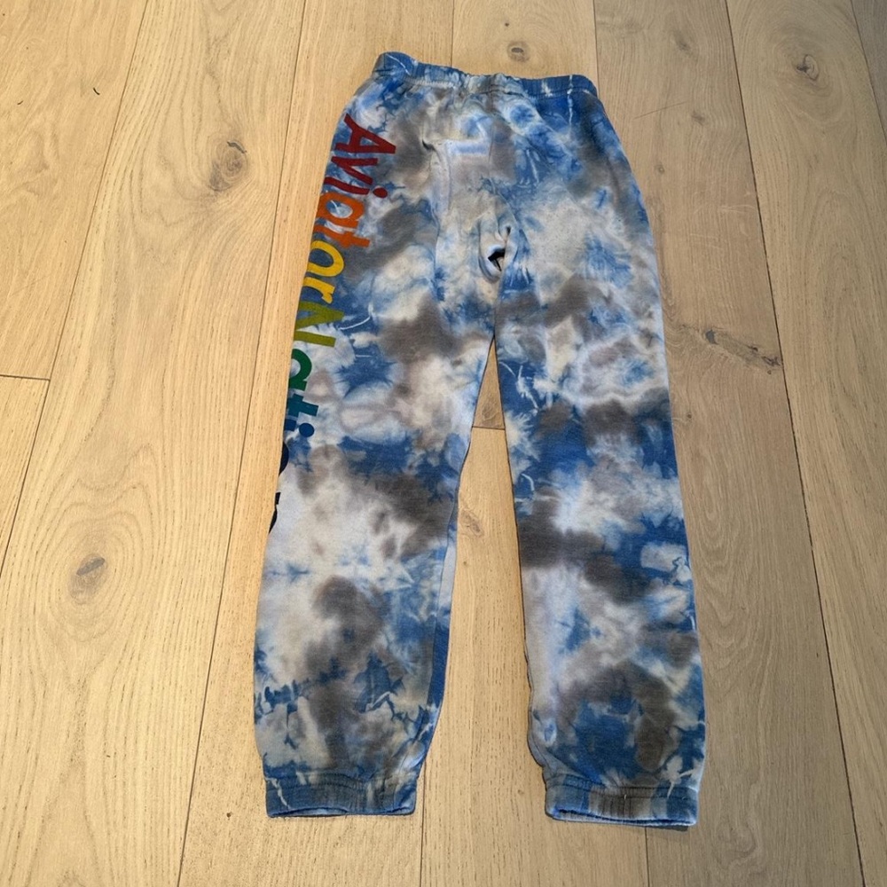 Aviator Nation KIDS Hamptons Sweatpants
Blue & Cream exclusive KIDS size 12